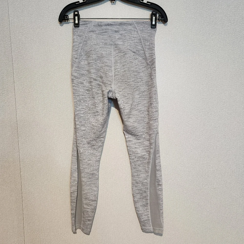 Lululemon Train Times 7/8 Leggings Size 6